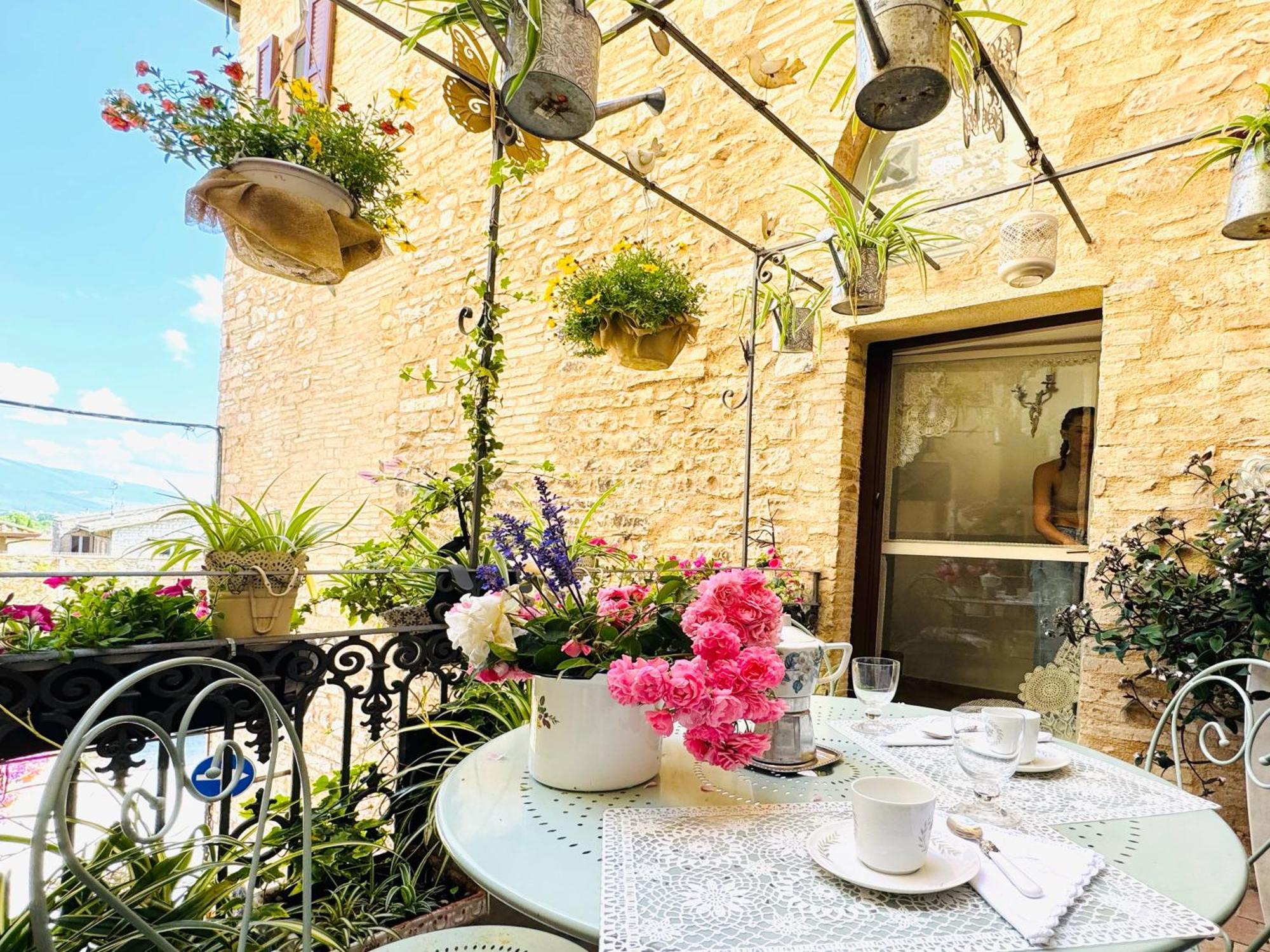 Spello House Patio Apartment Exterior foto
